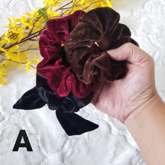 Velvet Scrunchies and Scrunchies With Bow - Picture 6 of 8